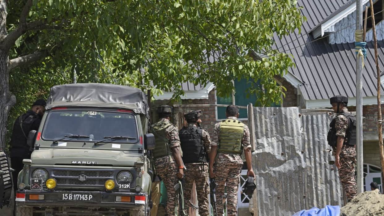 Hideout linked to JeM busted in Pulwama, terrorist associate held