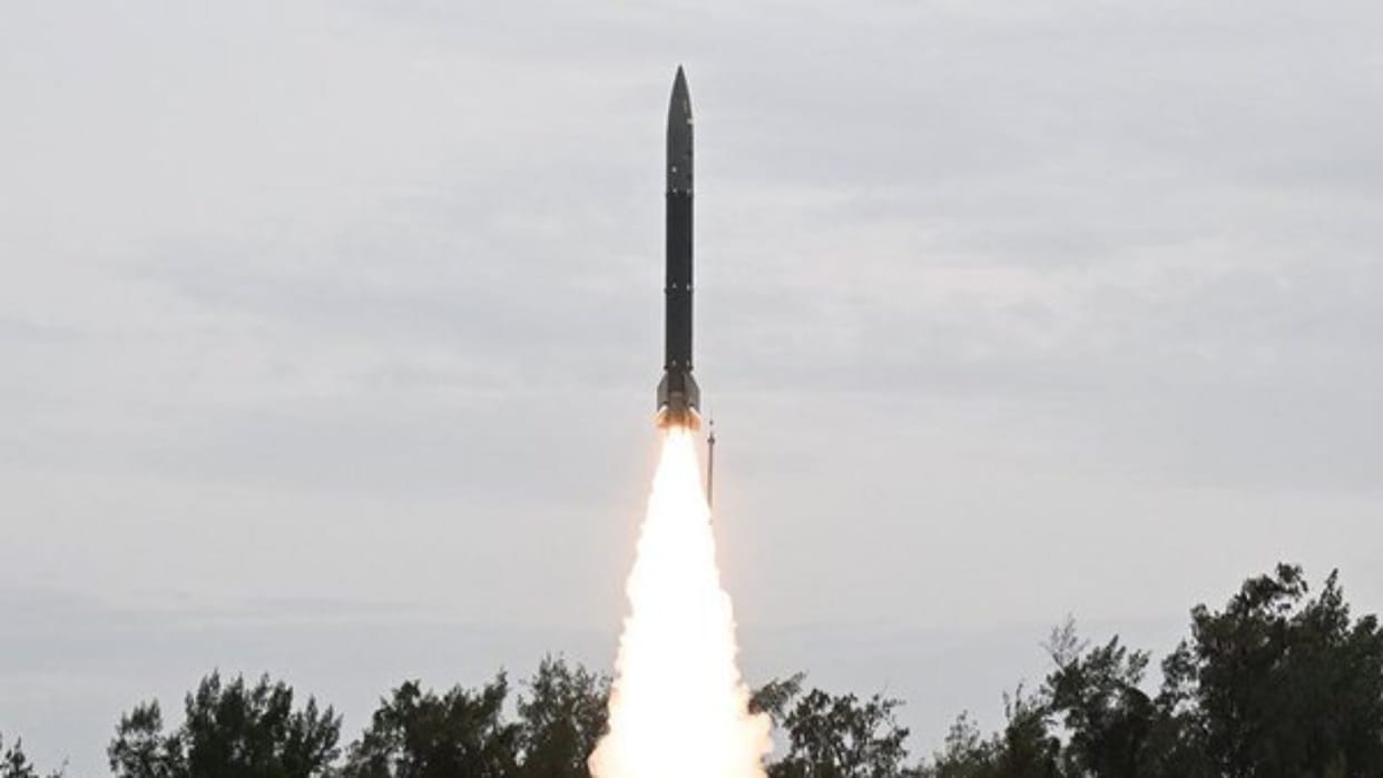 Japan accelerates missile deployment amid rising regional tensions News In Hindi