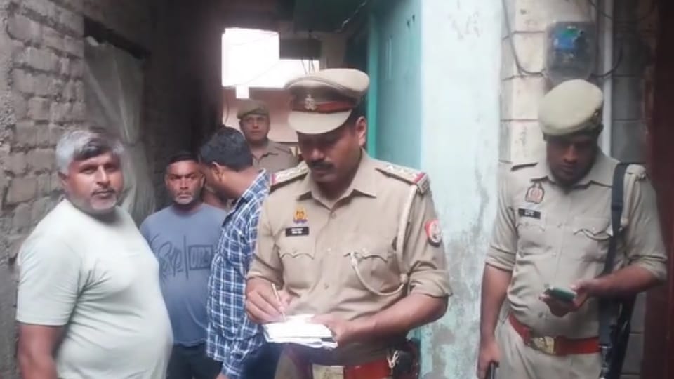 Bijnor Murder: Wife stabbed to death by drunk husband in Najibabad, accused arrested