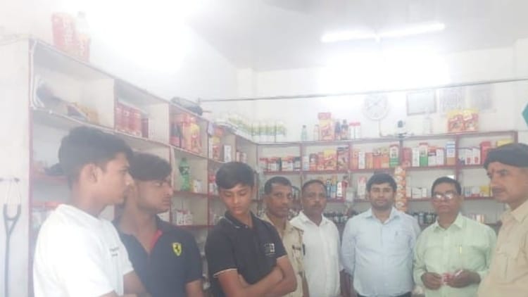 Bihar: खगड़िया के सबलपुर में अवैध दवा कारोबार का भंडाफोड़, 51 तरह की दवाएं जब्त; एक आरोपी गिरफ्तार