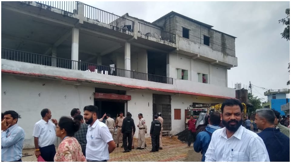 Machli Family's Illegal Properties Demolished in Bhopal Amid Love Drugs Jihad Allegations MP news in Hindi