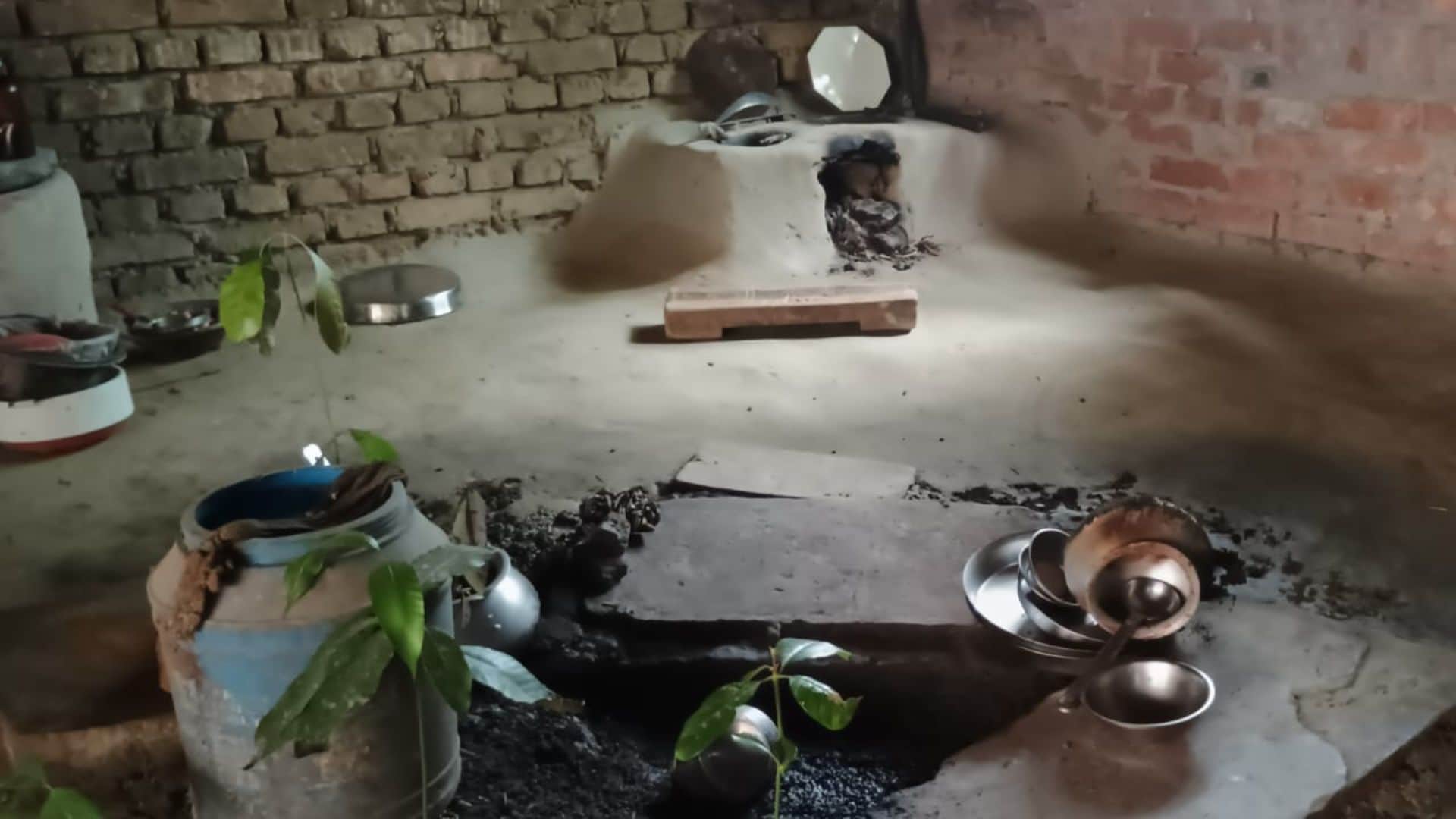 Ghazipur Triple Murder: neighbors of accused Abhay not going to feed animals due to superstition