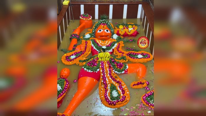 Third time maa ganga bath to shri bade hanuman ji prayagraj sangam flood update