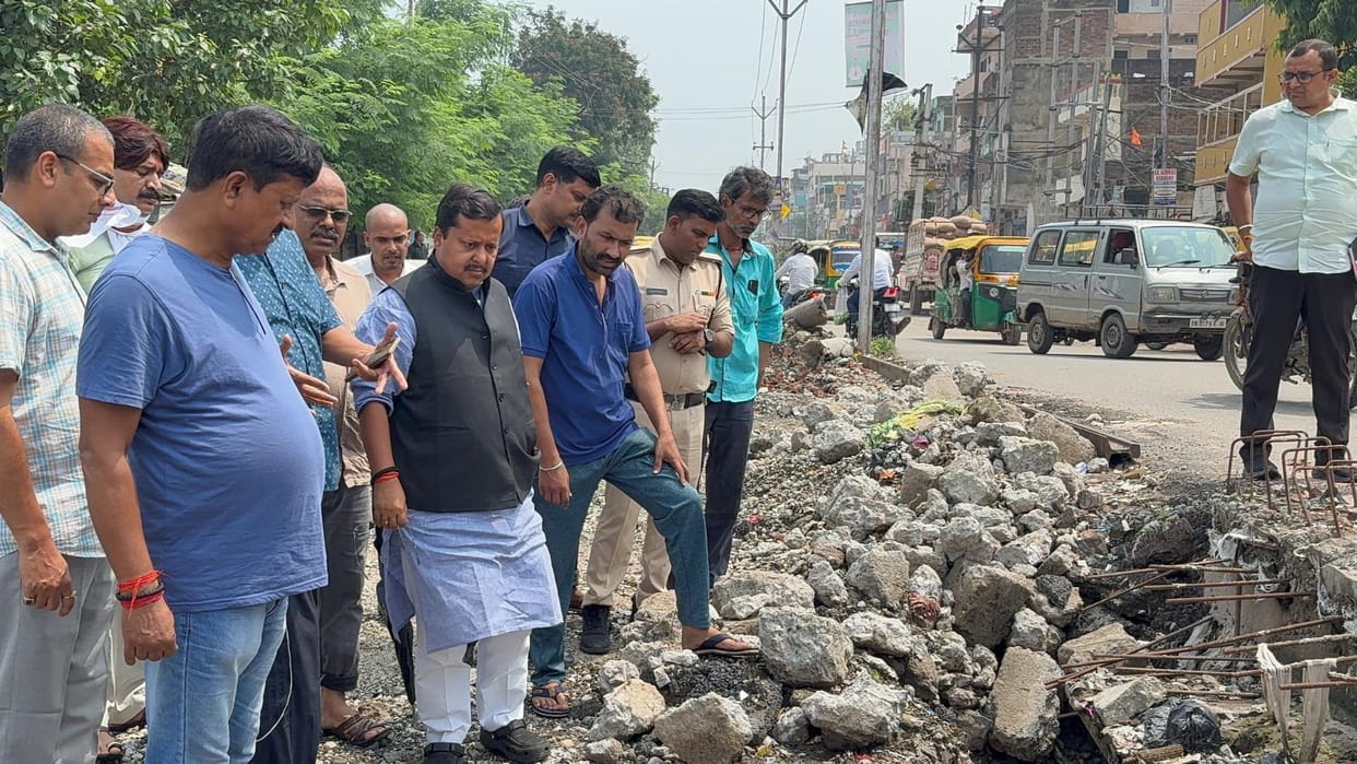 Bihar: Road construction minister inspected the drainage system in patna