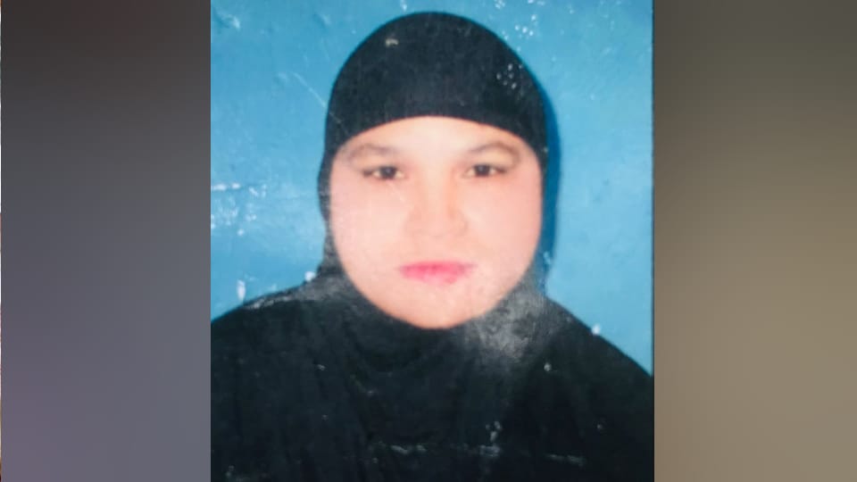 Man killed his wife then tried to suicide himself He Give talaq 5 days ago suspecting her character In Meerut