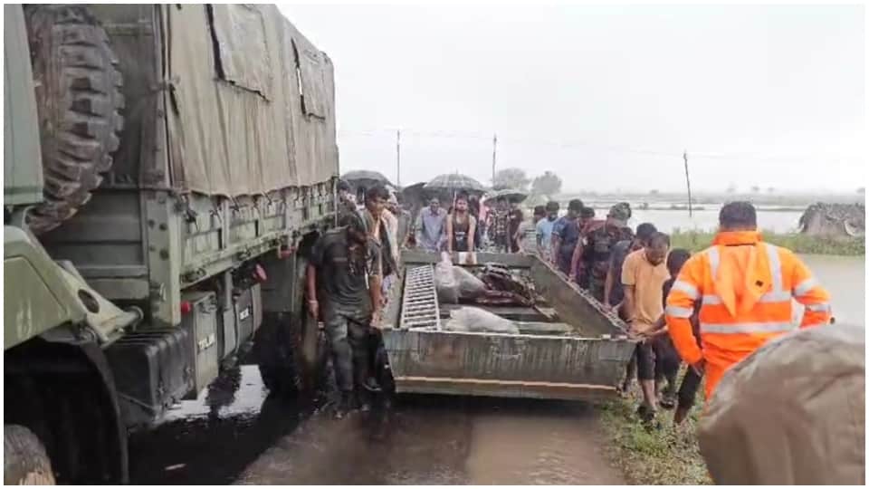 MP Shivpuri Flood Situation Water filled in many villages Army Deployed