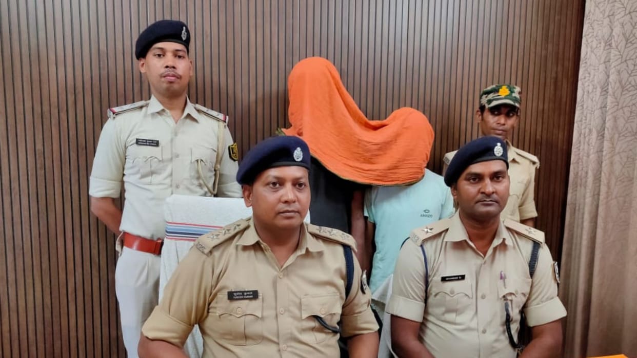 Bihar News: Police exposed motorcycle theft gang news in Hindi
