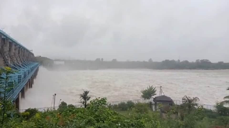 माताटीला बांध।