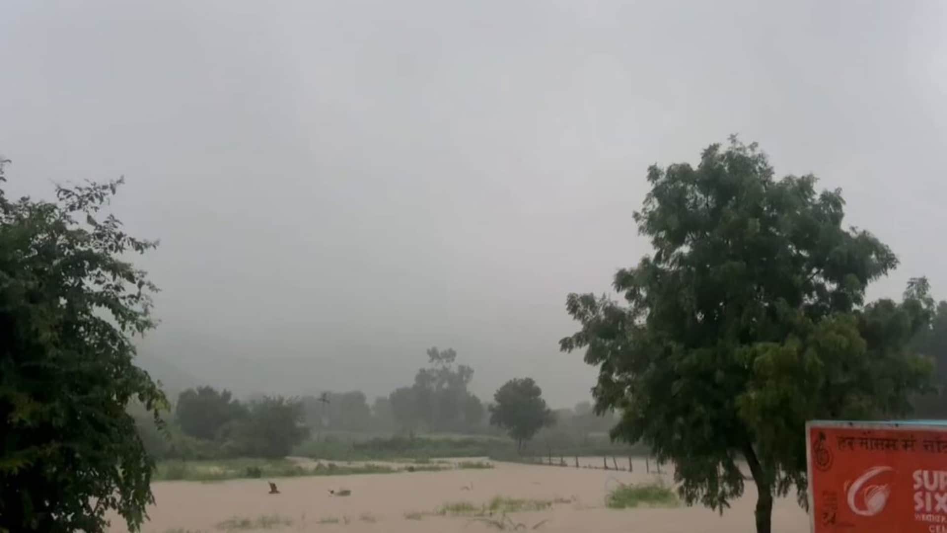 Rajasthan News: Heavy Rains Wash Away Culvert in Bodal, Disconnect MP Route, Railway Station Submerged