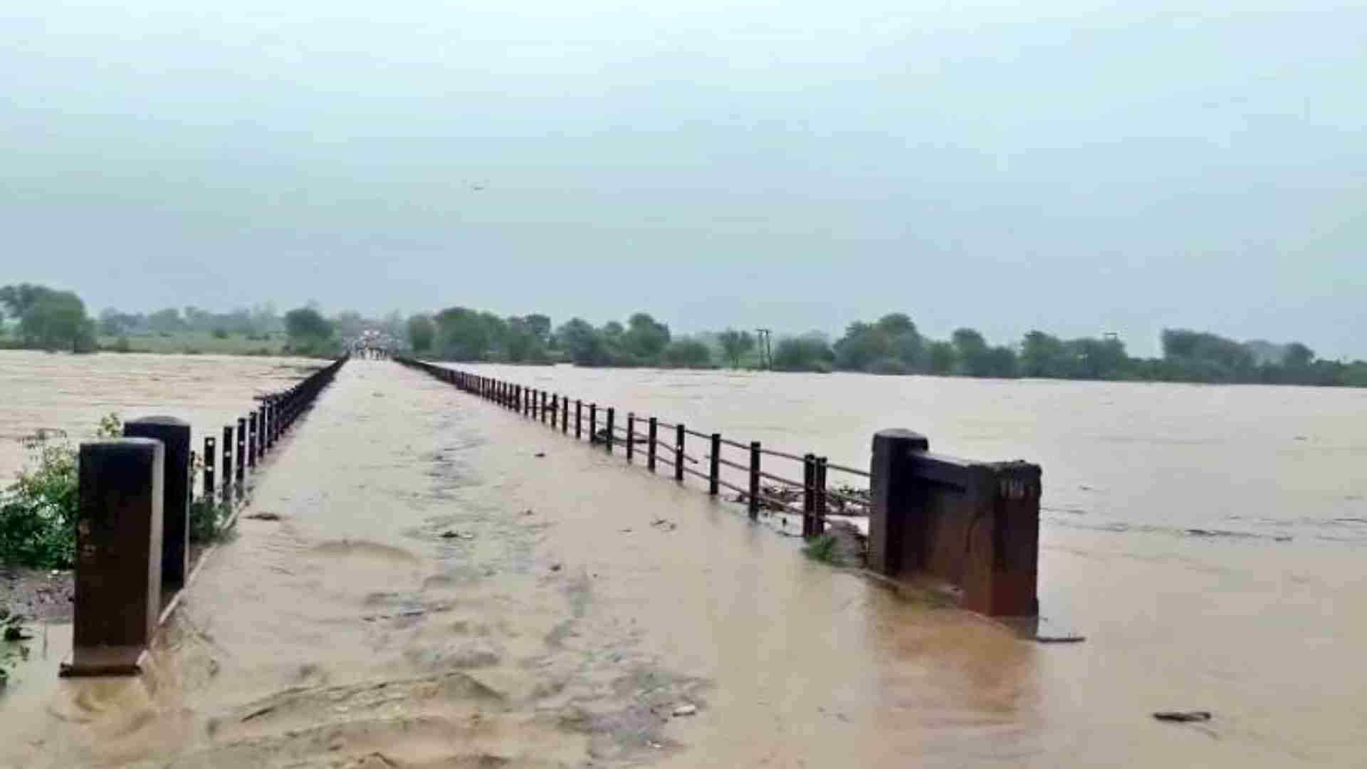 Guna News: Due to rain, flood-like situation in the villages of Guna and Jhansi border, the army took charge