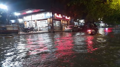heavy rainfall in agra Mausam today People Troubled By Waterlogging