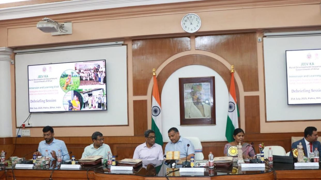 Bihar: Visit of Sri Lankan Government and Asian Development Bank, Jeevika scheme described as a global example