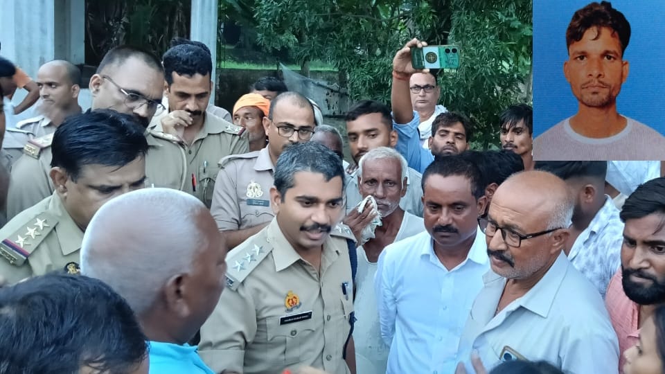 Young man suicide by Police tortured in Gorakhpur Aunt shocking reveal