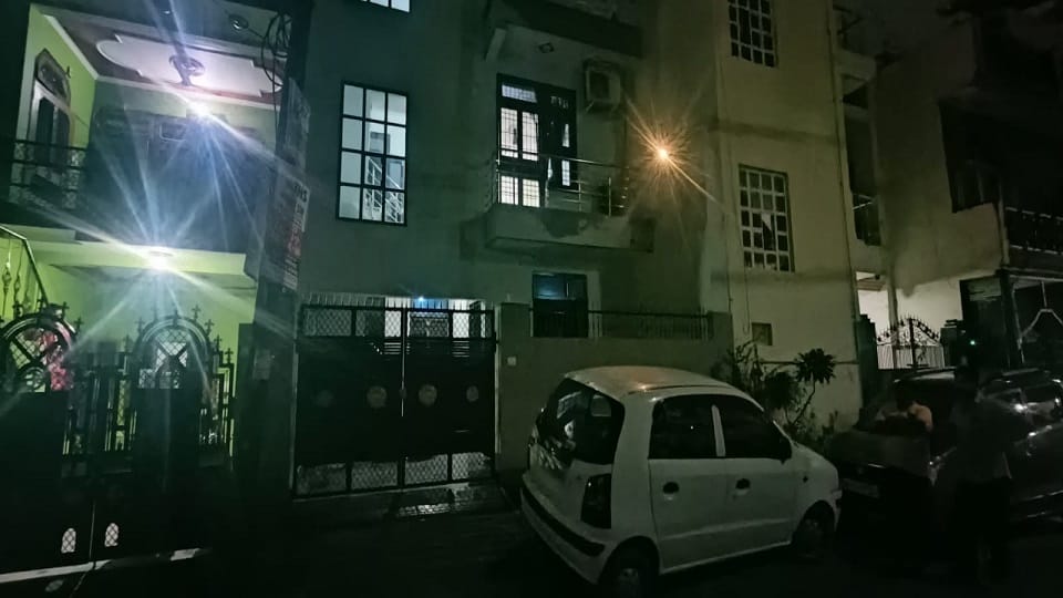 Brother and sister committed suicide by consuming poison in Ghaziabad