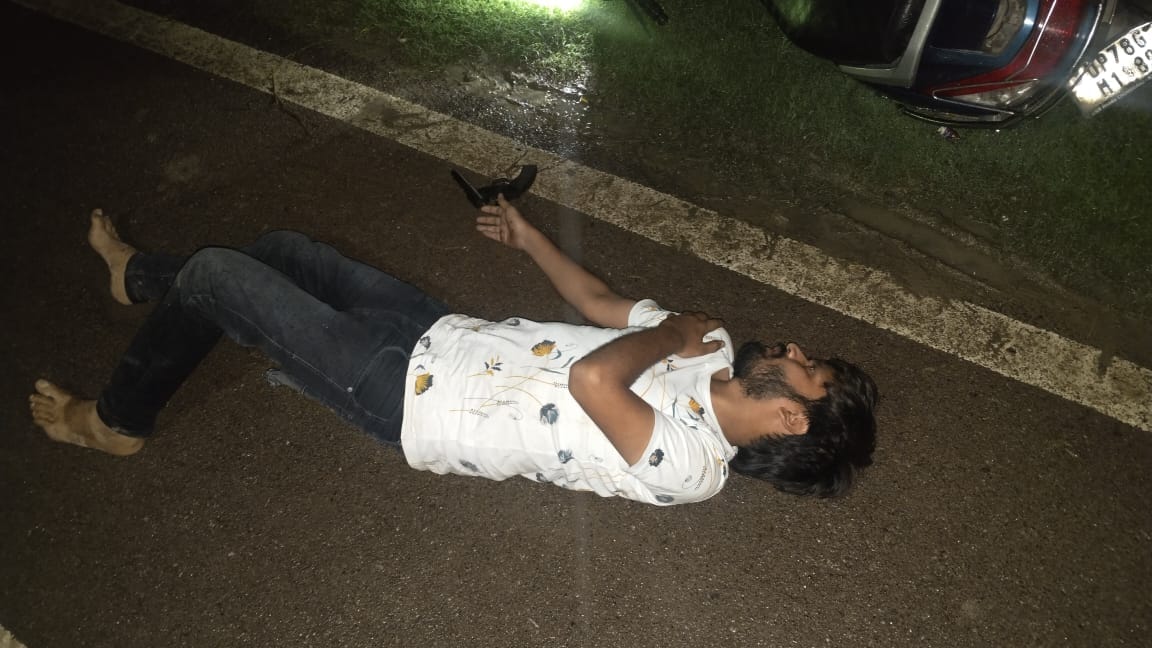 Kanpur Three accused of robbing a bullion trader arrested in an encounter one shot in the leg