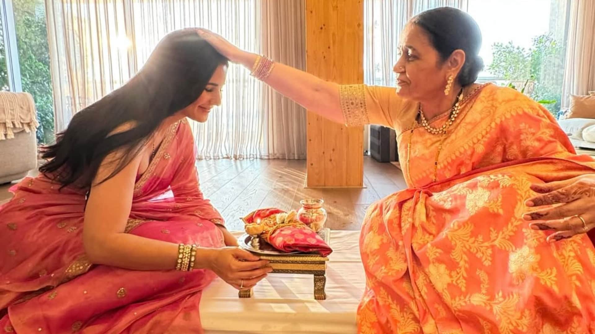 Bollywood Saas Bahu Duos Katrina Veena Kaushal Kareena Kapoor Sharmila Tagore Deepika Padukone Anju Bhavnani