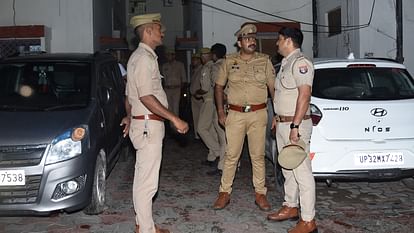 UP: 'तू पागल, तेरा बेटा पागल...', पत्नी से ये बात कहते थे ASP, इस कारण होती थी दंपती में खटपट; महिला ने दी जान ASP wife committed suicide in Lucknow Allegation ASP used to say to his wife you are crazy, your son is crazy