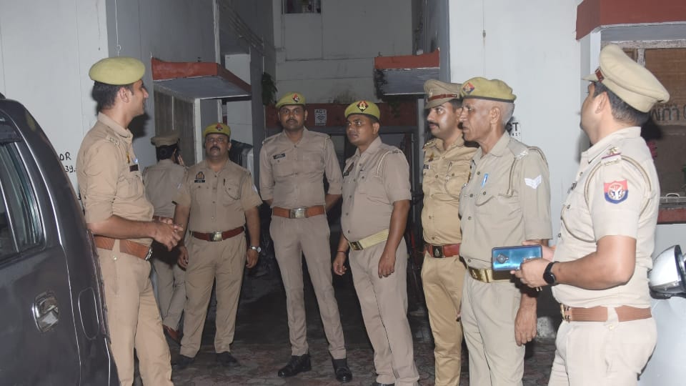ASP wife suicide Case FIR filed against ASP Mukesh Pratap for murder parents siblings are also among  accused