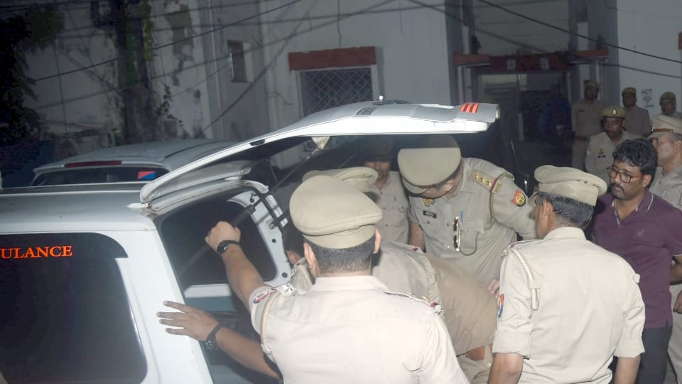 ASP wife suicide Case FIR filed against ASP Mukesh Pratap for murder parents siblings are also among  accused
