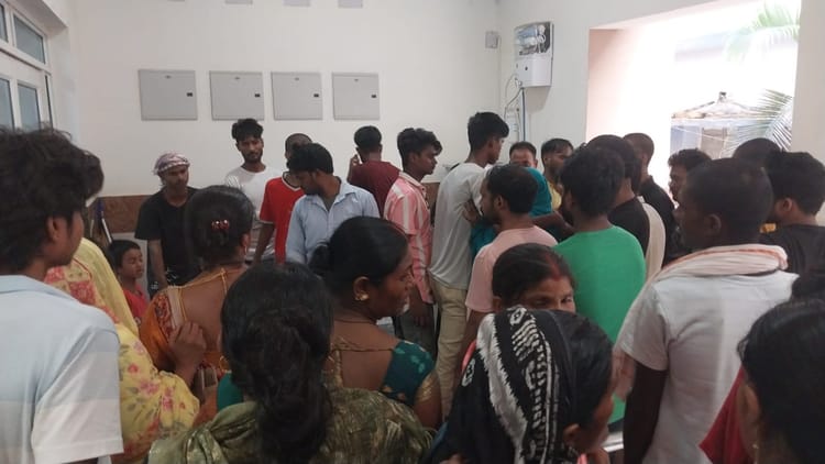 Bihar News: पेंटिंग के दौरान करंट लगने से युवक की मौत, परिवार में मचा कोहराम