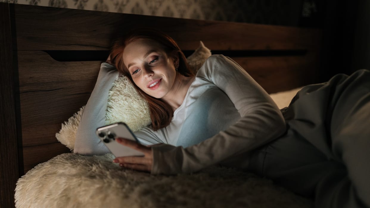 Skin Problems From Mobile Use Know How Mobile Radiation Affects Your Skin
