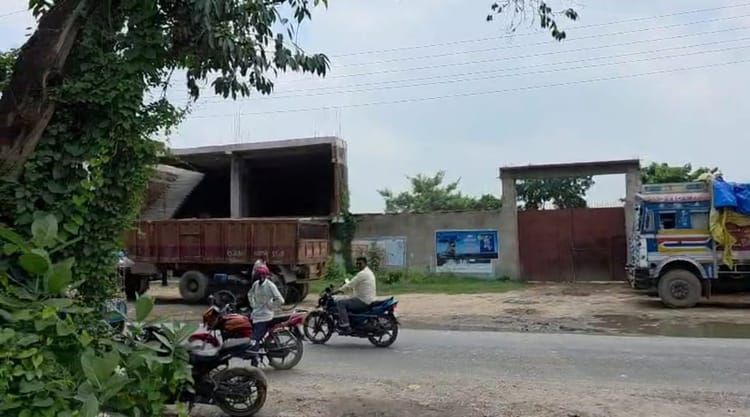 Bihar Crime: सीवान में नकली पेट्रोल-डीजल बनाने का भंडाफोड़, चार टैंकर सॉल्वेंट जब्त; तस्कर फरार