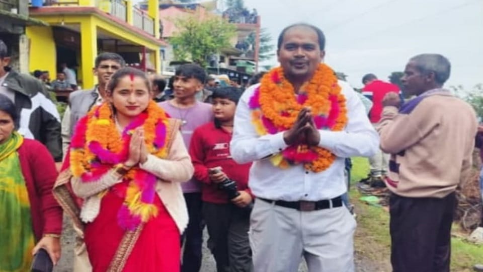 Husband and wife won the election together in Kafli Panchayat almora