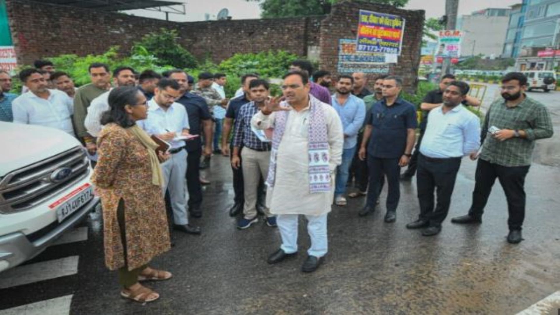 Floods in several districts – People shifted from many villages in Karauli, Dholpur, Sawai Madhopur
