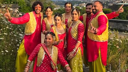 Son of Sardaar 2: चंकी पांडे ने शेयर की 'सन ऑफ सरदार 2' की बीटीएस तस्वीरें, लिखा- 'शूटिंग में खूब हंसी आई...' Chunky Panday says had such Laugh Riot Filming Son of Sardaar 2 ajay devgn mrunal thakur