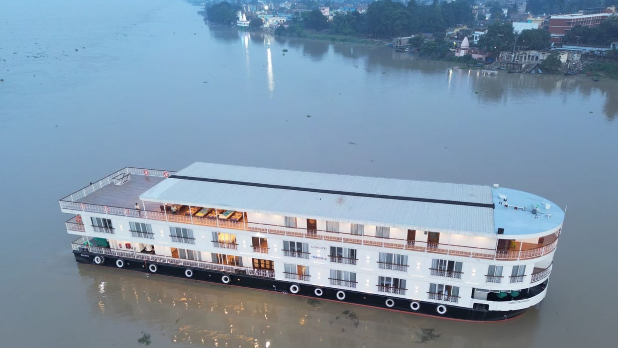 Ganga Aarti on Gangotri cruise perform by Three monks and yoga will be performed on deck in varanasi