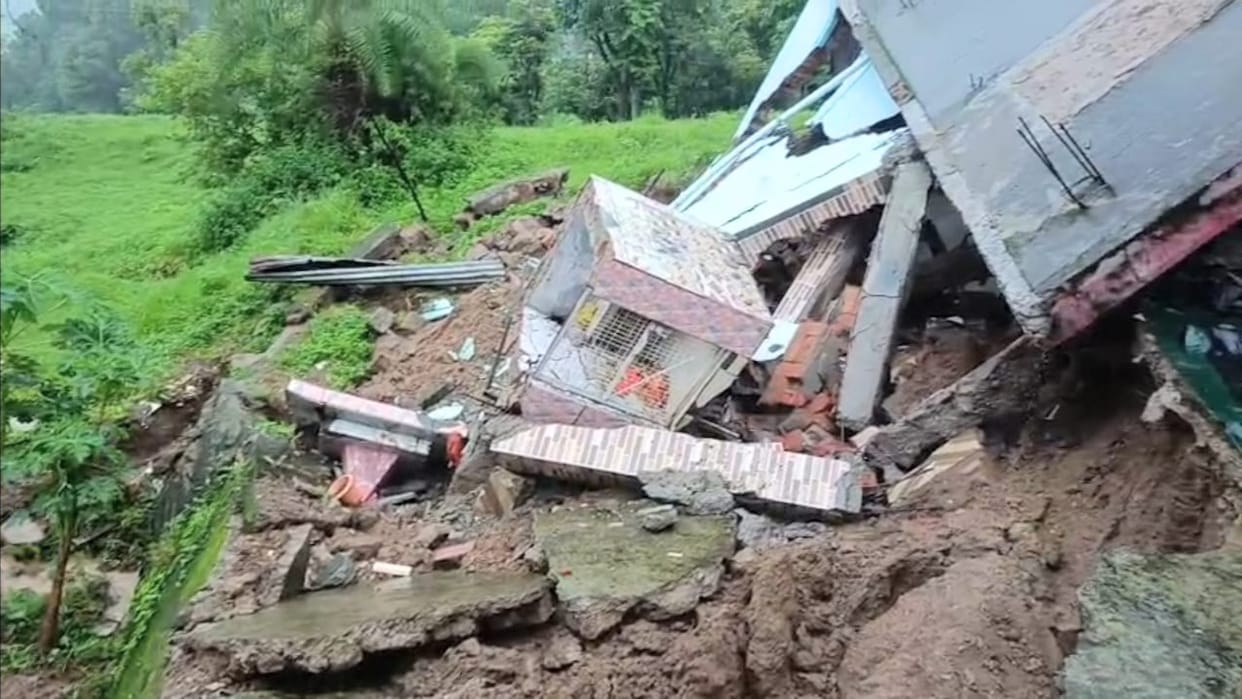 Himachal Weather: roads including two NHs blocked due to landslides,173 people have lost their lives so far