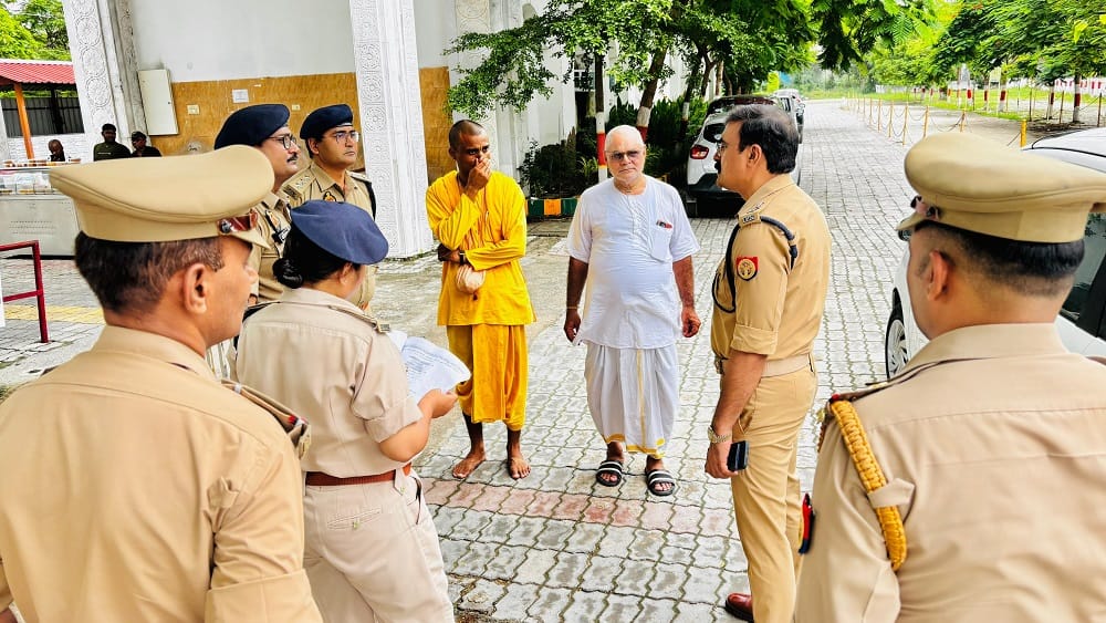 Kanpur meeting regarding preparations for Janmashtami DCP said take care of security and traffic management
