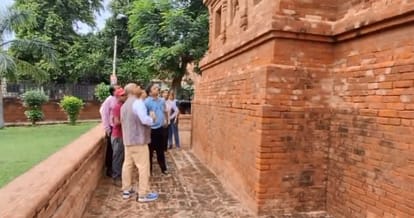 Kanpur DM Jitendra Pratap Singh inspected the temples said Bhitargaon is rich in archaeological heritage
