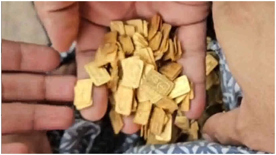 Madhya Pradesh Teacher Duped of ₹10 Lakh in Fake Gold Coin Scam MP news in Hindi