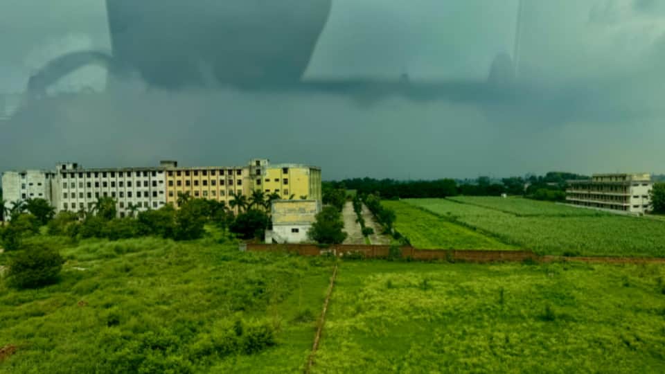 Meerut Weather: Night Rain Brings Relief from Humidity, More Rain Expected Today