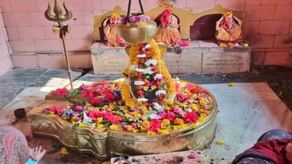 Sehore News: The end of Pataleshwar Mahadev Shivling was not found even at a depth of 30 feet