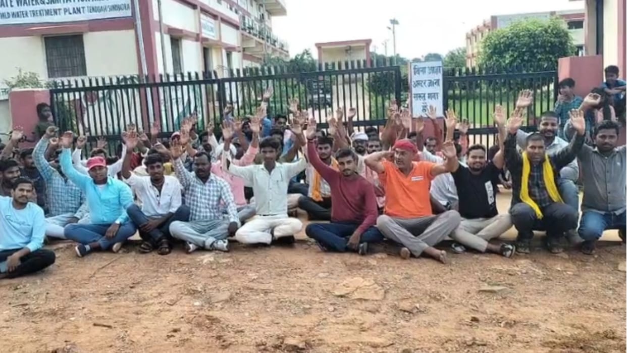 Drinking water crisis in 284 villages of Sonbhadra employees of Har Ghar Nal Yojana on strike