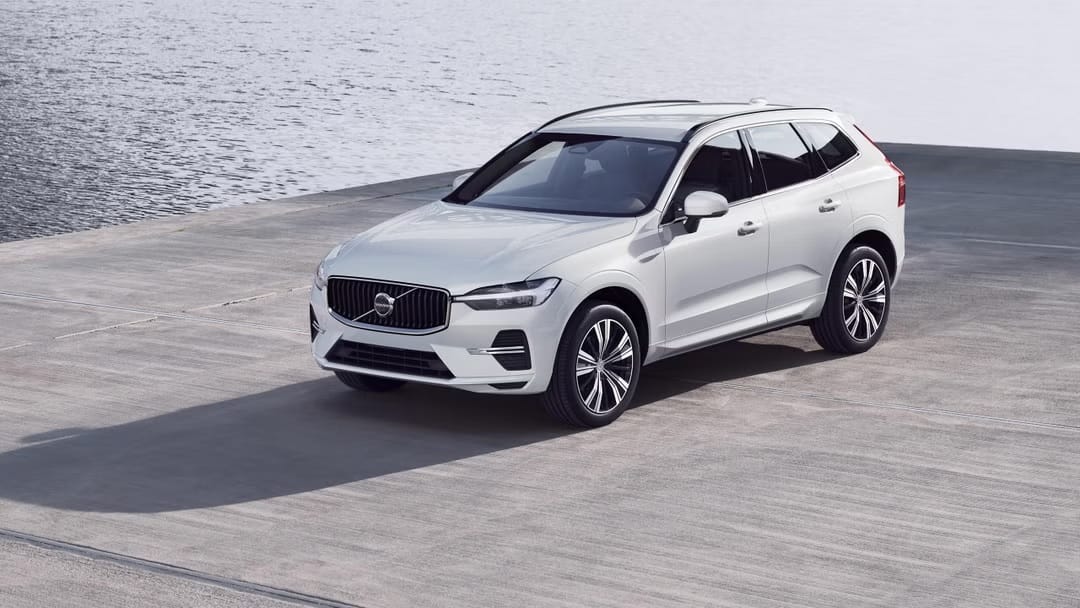 Volvo XC60 Facelift Luxury SUV Launched in India Know Price Features Specifications
