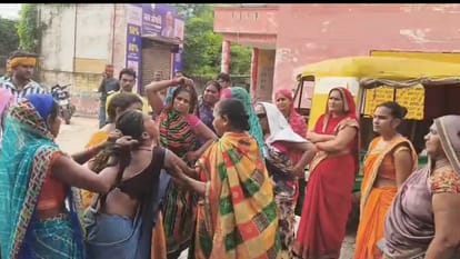 Prayagraj News Three days before Friendship Day, childhood friend stabbed to death