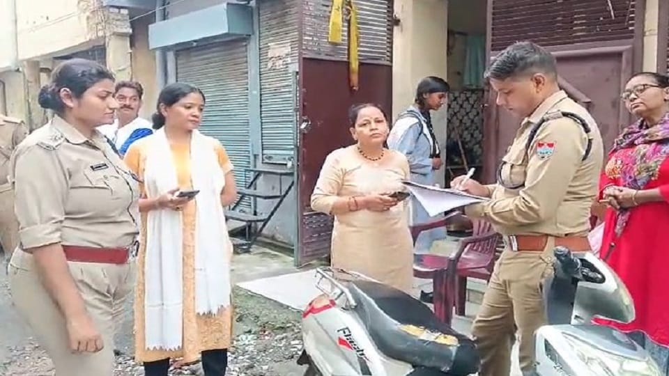 Verification drive is going on in Muslim areas with heavy police force in haldwani