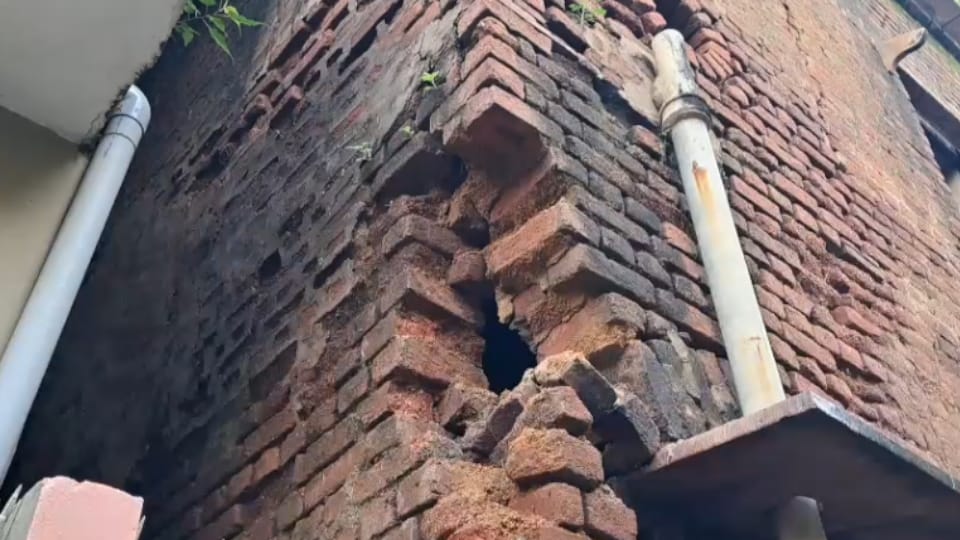 Homeguard training office running in a dilapidated building in Jhansi