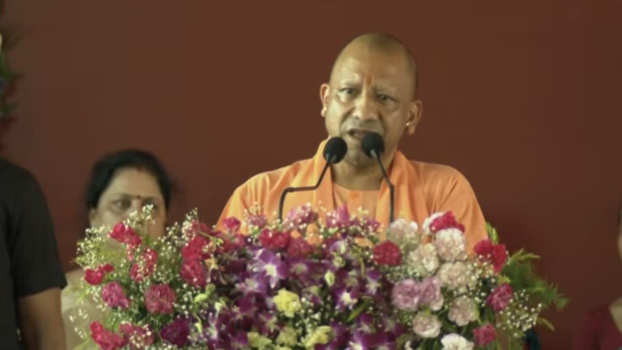 PM Modi public meeting in Varanasi CM Yogi mentioned Operation Sindoor and Operation Mahadev