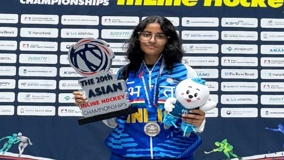 Hockey player Jasmine Kaur returned to Mohali after winning gold