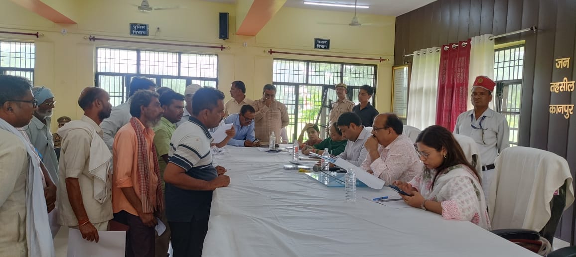 Kanpur Samadhan Diwas was held in Narwal ADM heard the complaints instructions for quick resolution