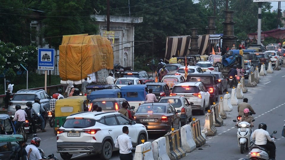 Kanwar Yatra: Heavy vehicles diverted on Delhi-Lucknow highway, cars also banned