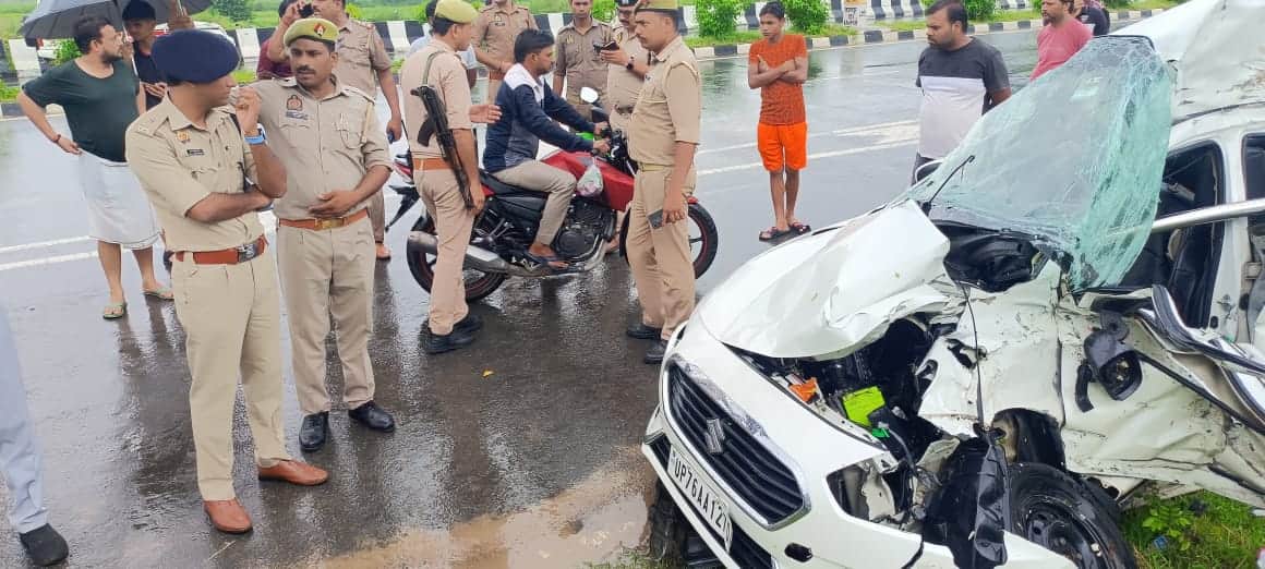 Big accident in Mainpuri Pooja and Deepak married 14 years ago whose Rakhi will adorn wrists of brothers now