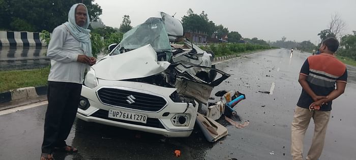 UP Road Accident: Water Splash Turns Deadly, Birthday Celebration Ends in Tragedy with 5 Dead