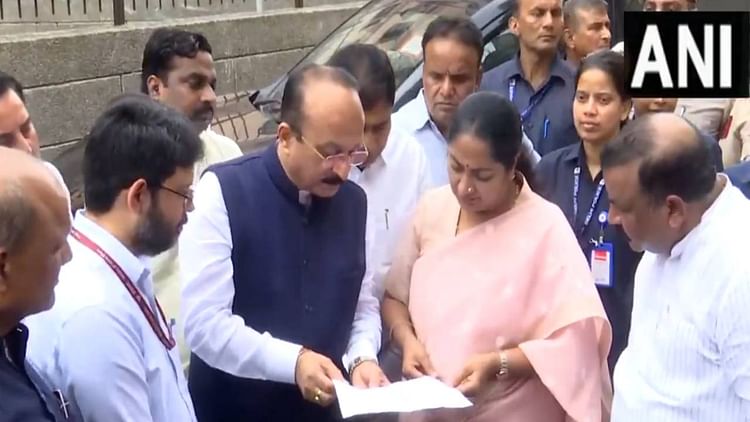 Chief Minister Rekha Gupta Inspected Dda Flats In Sultanpuri – Amar Ujala Hindi News Live