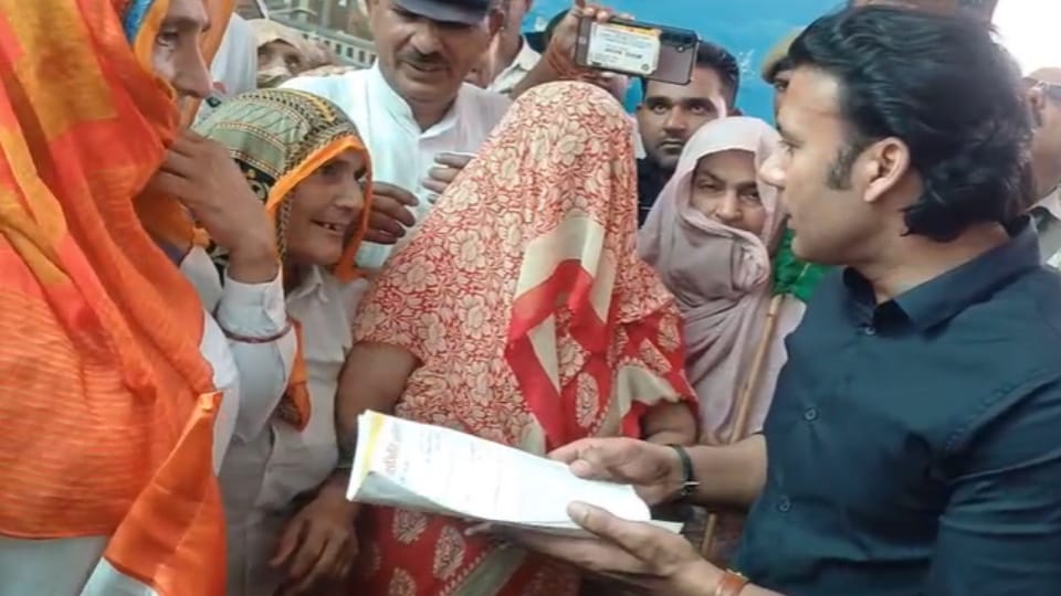 Protest Against Electricity Department Continues for 43 Days, Activists Threaten Hunger Strike from Monday