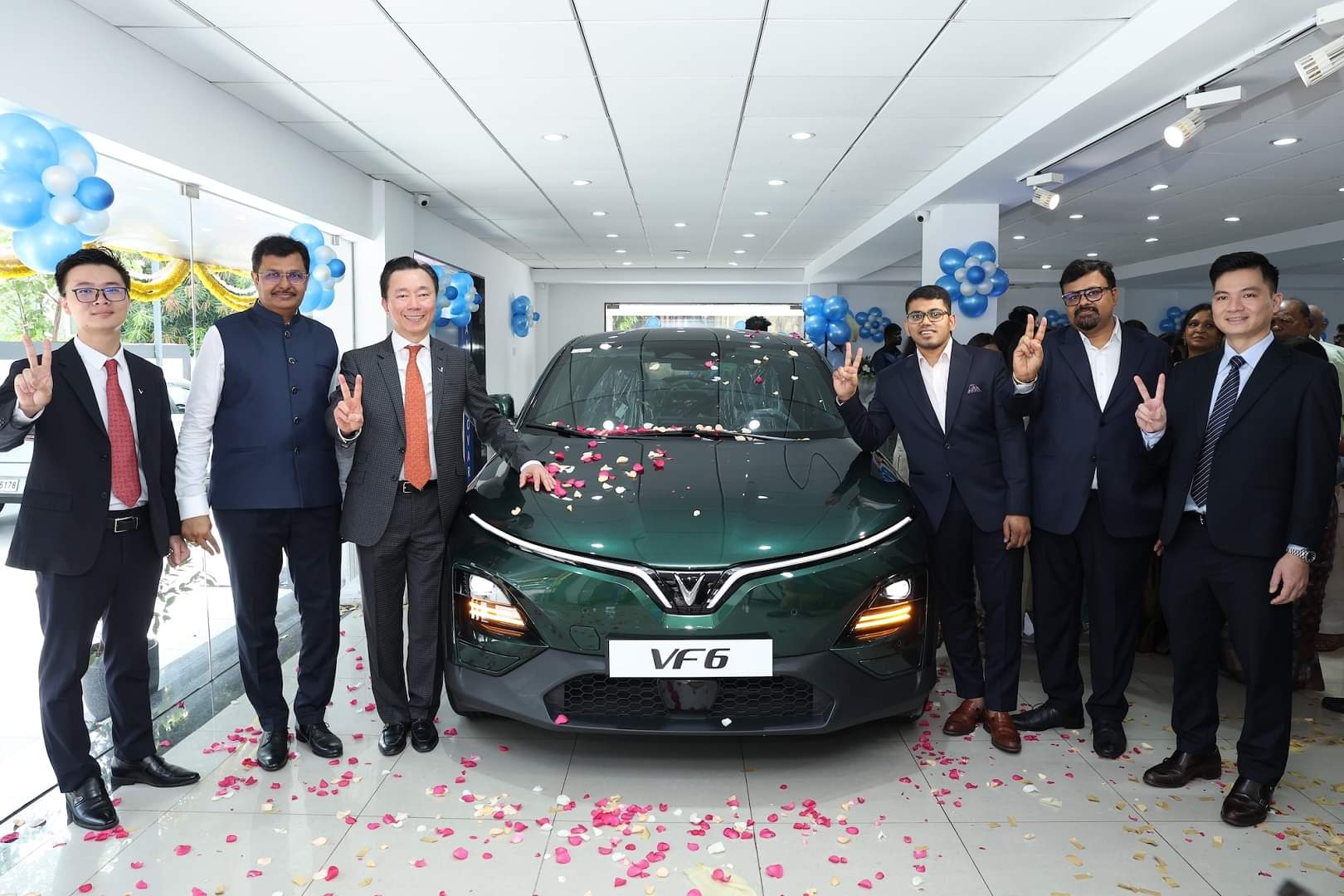 VinFast VF6 and VF7 Electric SUV launched in India Know Price Range Features Specifications